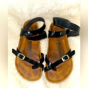 Birkenstock Yara Black Pattent Leather Sandals Size 37